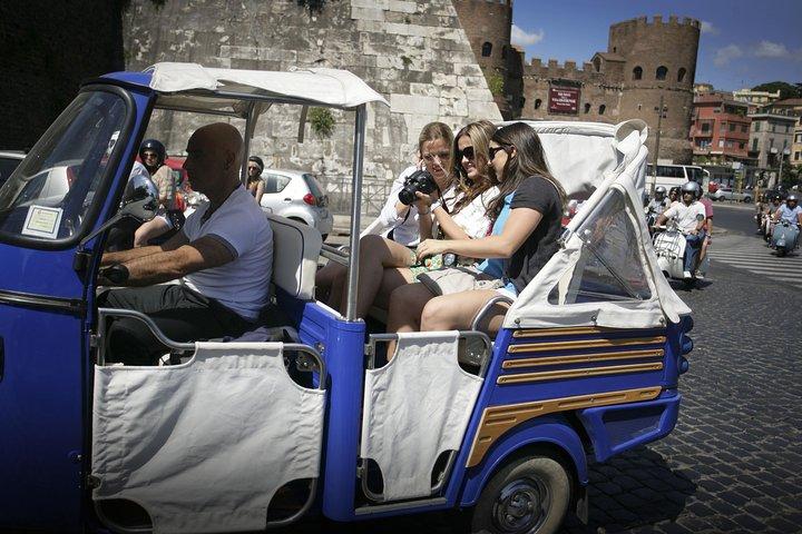 Rome by Ape Calessino Auto Rickshaw