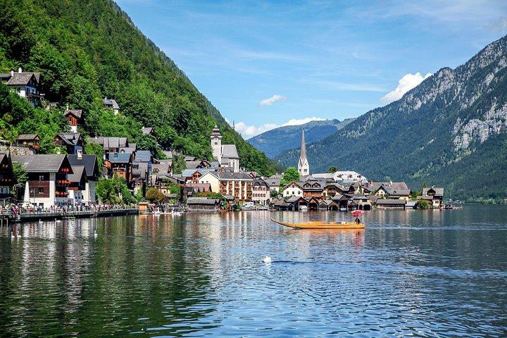 Hallstatt from Salzburg - 6-hour private Tour