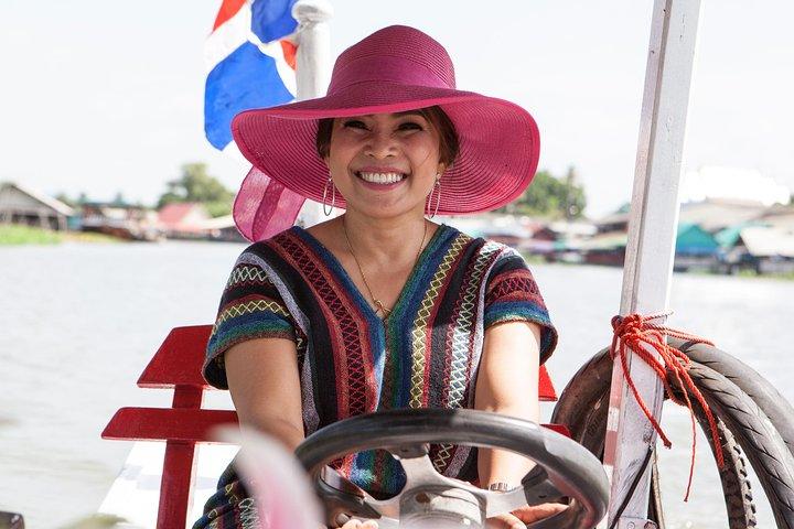 Bangkok Market Tour & Thai Cooking Class with Boat Ride with Aoy