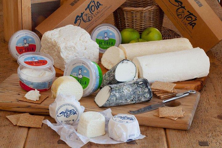 Award-Winning Goat Cheese Tasting and Farm Tour in Ennistymon