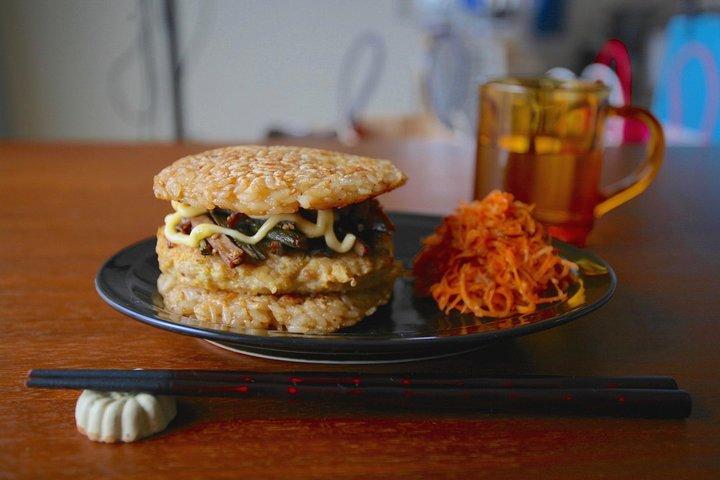 Hands-on Japanese Cooking in a Shinjuku Home Kitchen with Satoru