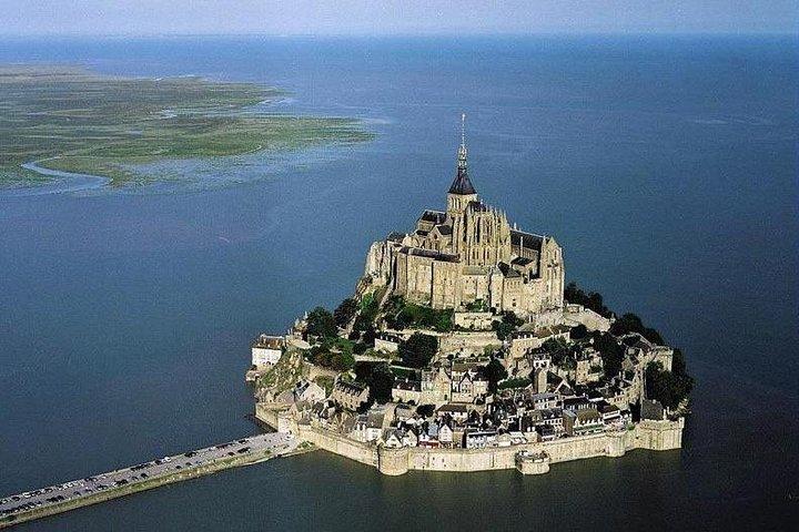 Mont Saint Michel Private Day Trip from Paris