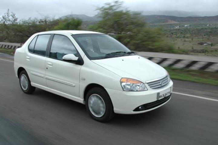 Private Transfer From Udaipur To Jodhpur Via Jain Temple & Kumbhalgarh Fort