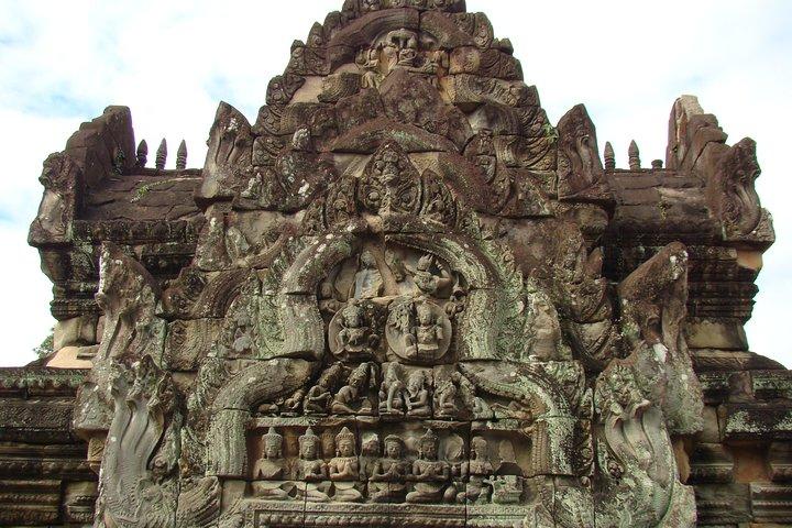 By Jeep to Banteay Srey & Ta Nei