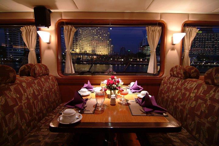 Grand Pearl Dinner Cruise on Bangkok River (with Hotel transfers)