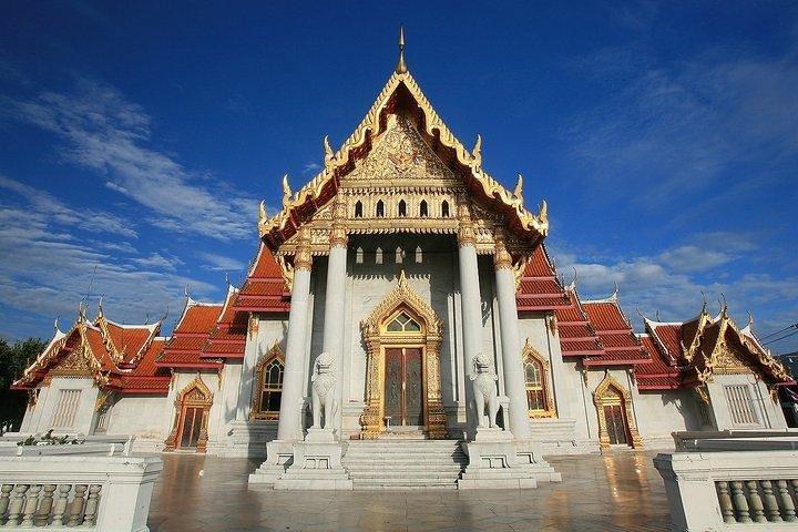 Private Tour: Damnoen Saduak Floating Market and Bangkok City Temples