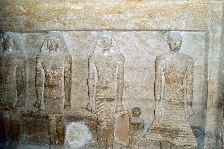 Private Giza Plateau and Pyramids Day Tour