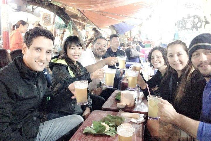 Hanoi Food on Foot: Walking Tour of Hanoi Old Quarter