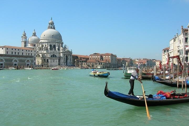 Venice from Rome: Full Day Small Group Tour by Fast Train
