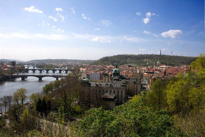 Prague Full-Day City Walking Tour and Petrin Tower
