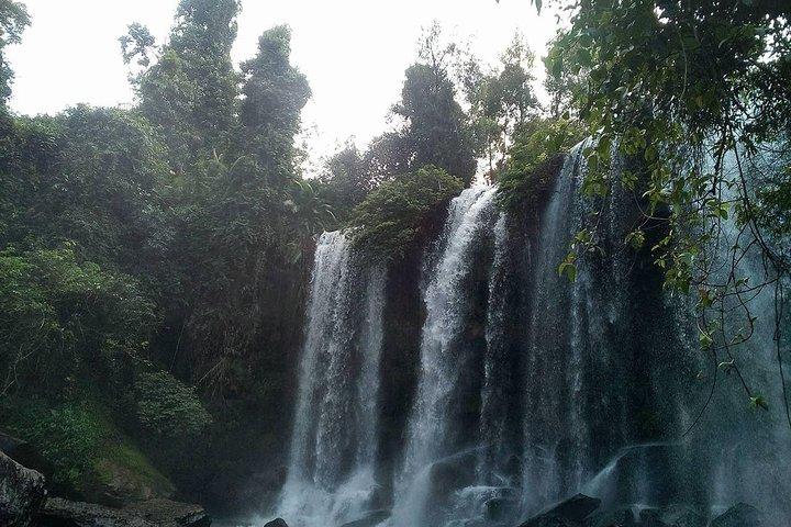 Phnom Kulen Waterfall & Banteay Srei Tour