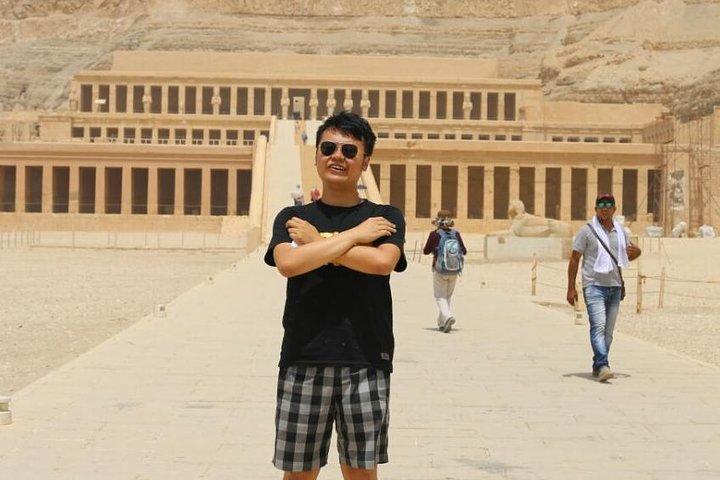 Egypt Tour 8 nights: Cairo, Luxor, Aswan, Abu Simbel, Nile Cruise, Air Balloon