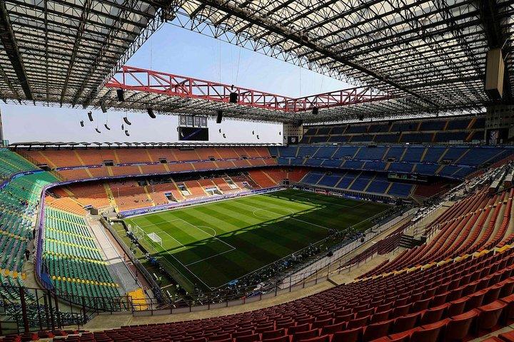 San Siro Stadium & Milan Highlights Private Tour with Pickup