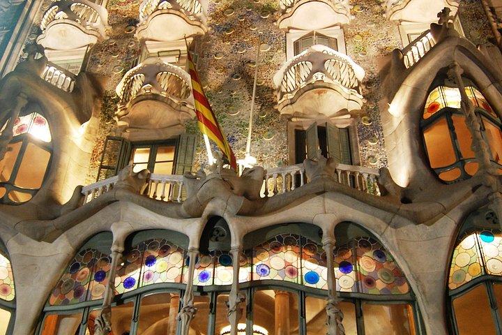 Private Half Day Walking Tour in Barcelona with walking pick up