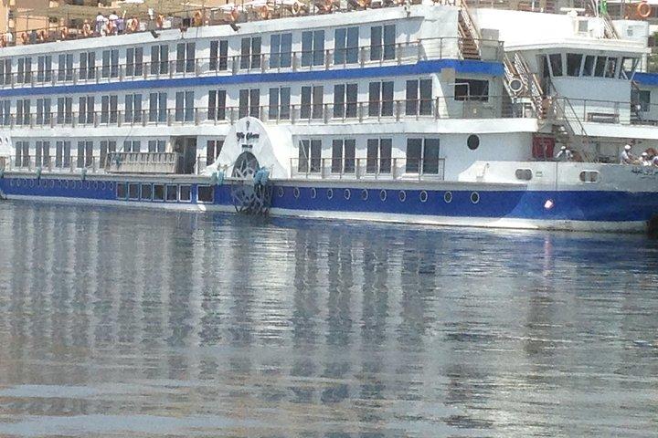 Egypt 9 Nights 10 Days Adventure with Nile Cruise from Cairo