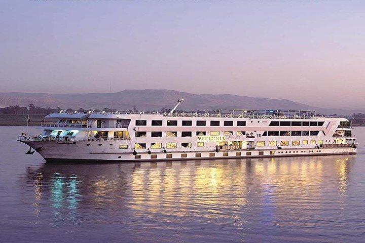 Private Tour:12 Days 11 Nights Pyramids/Nile Cruise & Hurghada by Air from Cairo