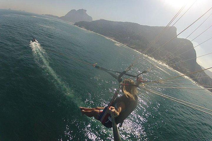 Parasailing in Rio de Janeiro with Hotel pick-up and drop-off