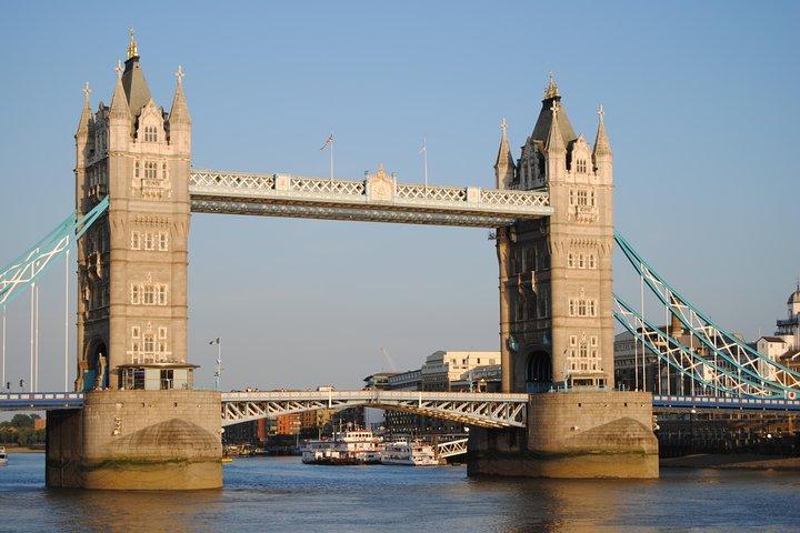 Private Tour: Chauffeur-Driven Tour of London