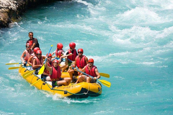 Family Rafting Trip at Köprülü Canyon Incl. Lunch from Belek