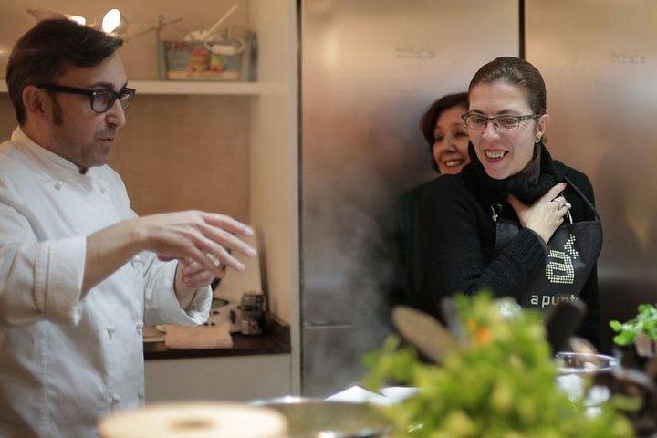 10 Tapas Cooking Class Experience in Madrid with Sangria