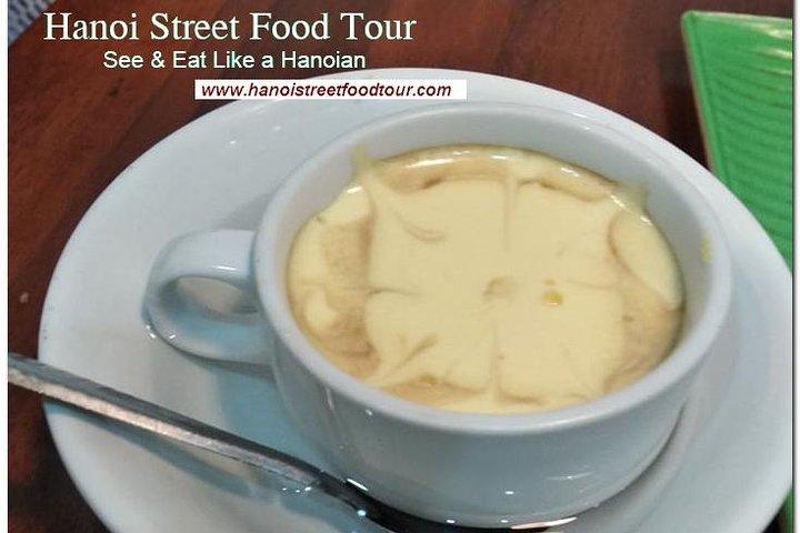 Hanoi Nightlife Street Food Tour with Small group