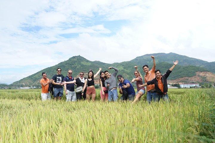 Amazing City Tour & Ba Ho Waterfall By Car (Minimum 02 guest)