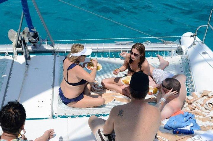 Half-Day Tour to Isla Mujeres with Complimentary Transportation