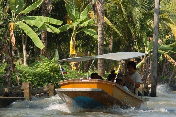 Half-Day Damnoen Saduak Floating Market Small Group Tour