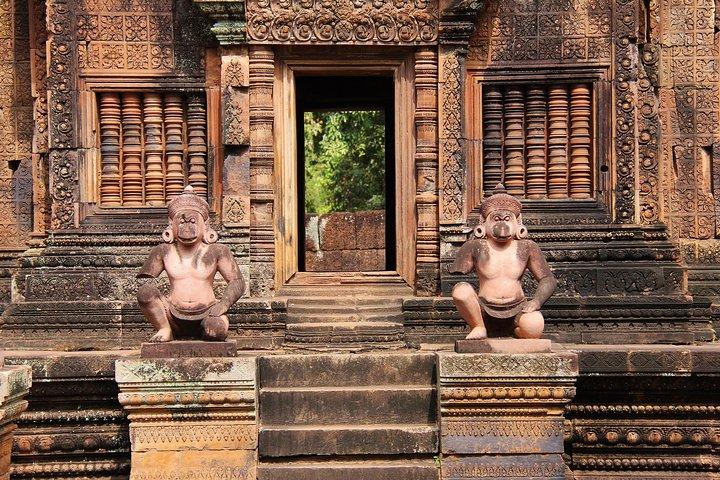 By Jeep to Banteay Srey & Ta Nei