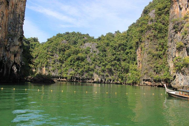 Phi Phi and James Bond Island Combo Day Tour w/Lunch