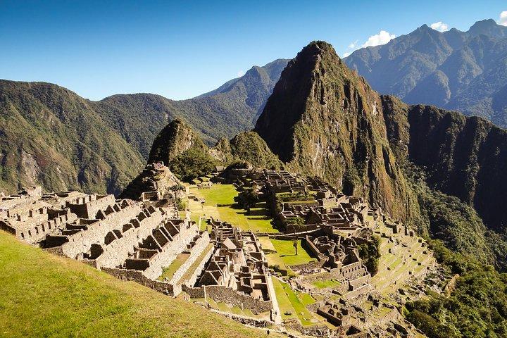 Day Trip to Machu Picchu by Train from Cusco