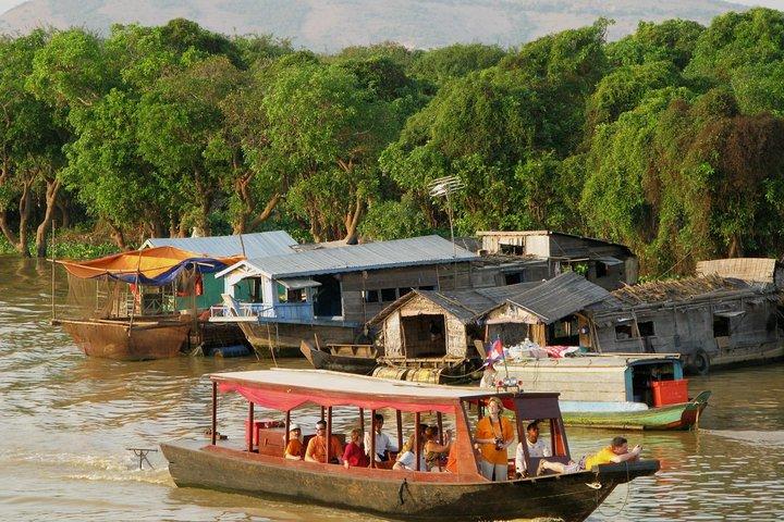 Kompong Khleang Floating Village from Siem Reap