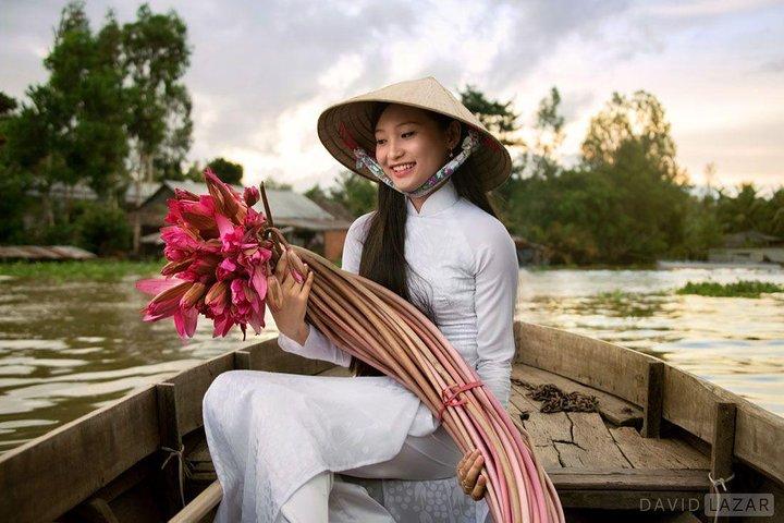 Cu chi Tunnel & Mekong Delta Full Day BBQ Lunch Lux Group 10 pax