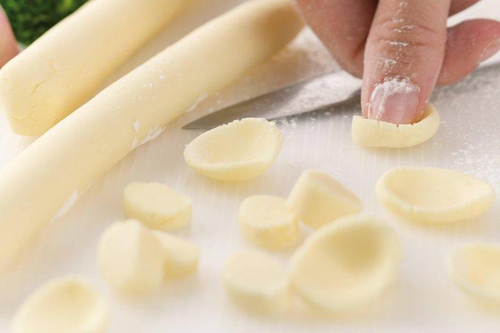 Lecce Hands-on Home Cooking Class: Craft Orecchiette & Savor Wine