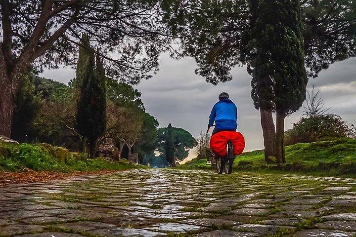 Ancient Appian Way and Roman Countryside E-Bike Tour