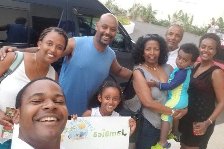 Jamaica Best Water Falls Tour,Mobay Bay to Dunn's River/Blue Hole
