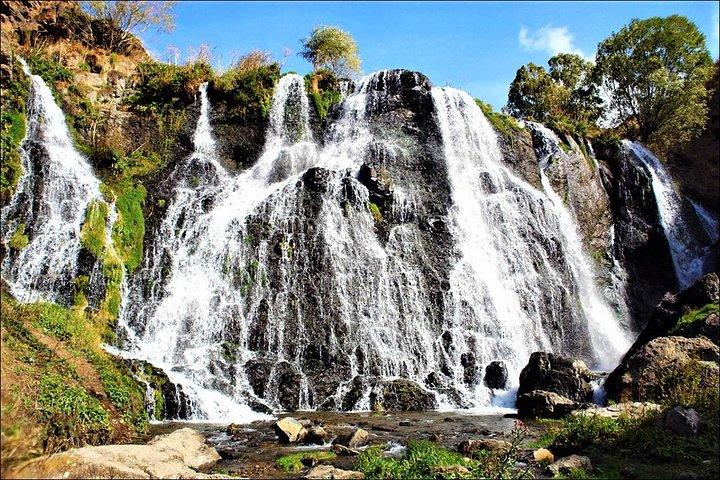 Group Tour: Shaki waterfall, Tatev monastery & ropeway, Hin Areni winery