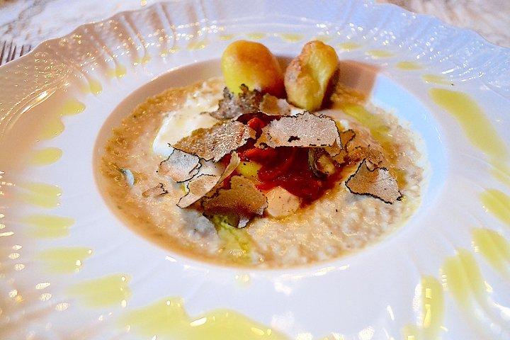 Full-Day Small-Group Truffle Hunting in Tuscany with Lunch