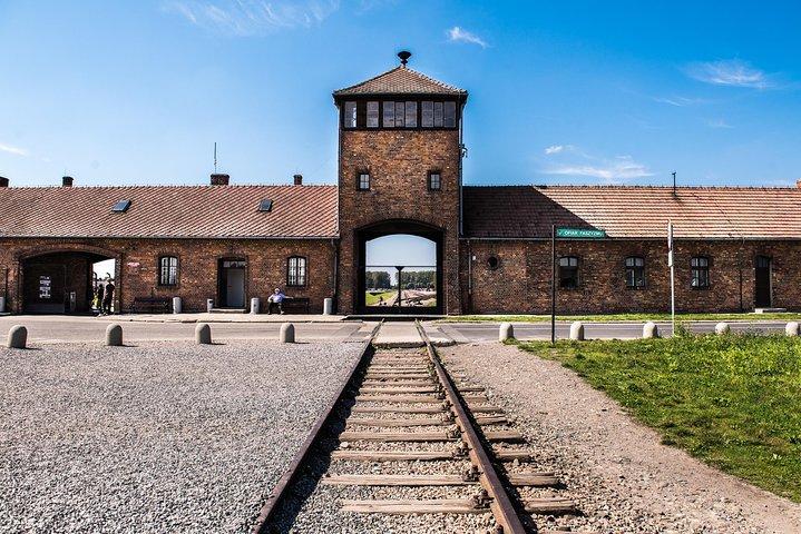 Auschwitz-Birkenau Memorial and Museum Trip from Krakow