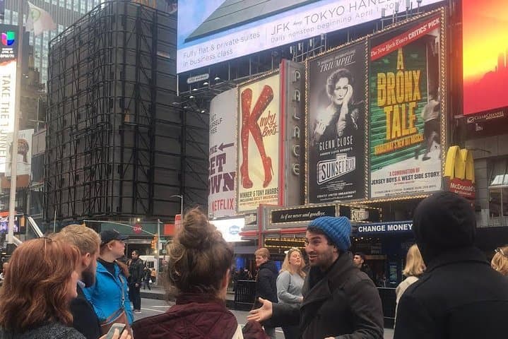Private Theatre District Tour