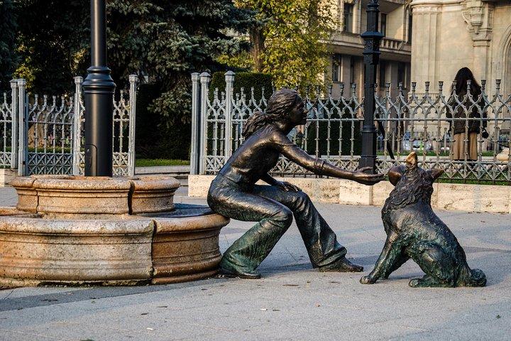 Budapest Private 4 Hour City Tour Experience with a car / van