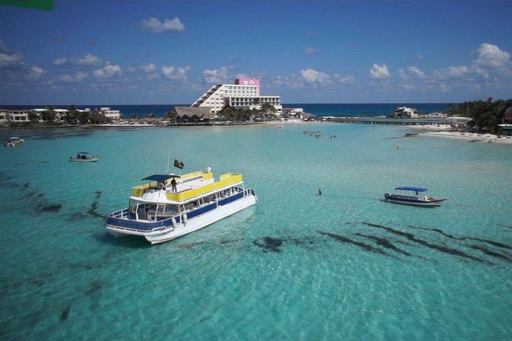 Isla Mujeres Island and Snorkeling Tour