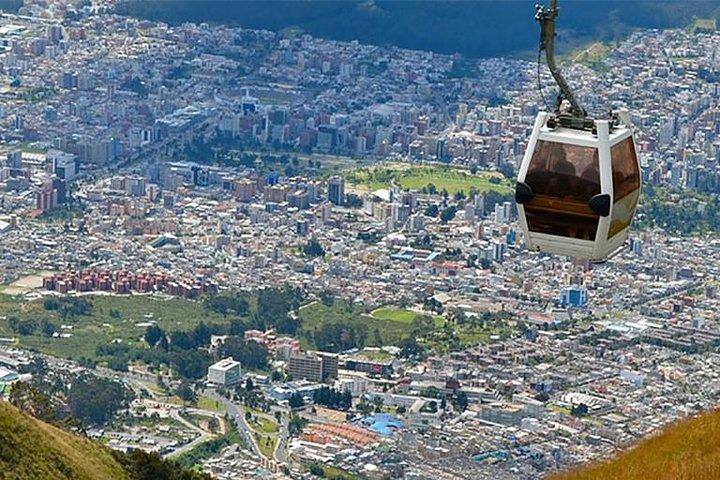 Personalized Quito City Tour with Teleférico and Mitad del Mundo