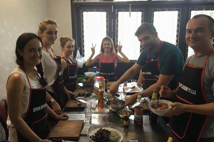 Local Market Visiting and Vietnamese Cooking Class
