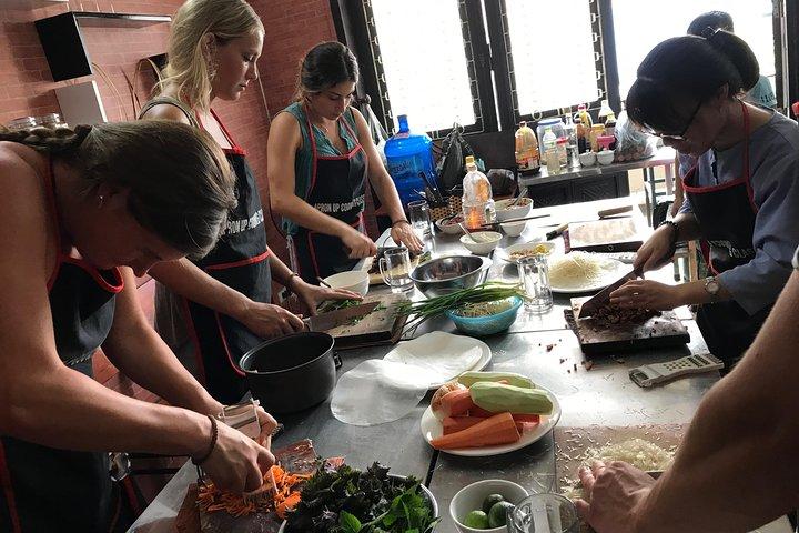 Local Market Visiting and Vietnamese Cooking Class