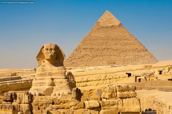 Private pyramids of Giza day tour