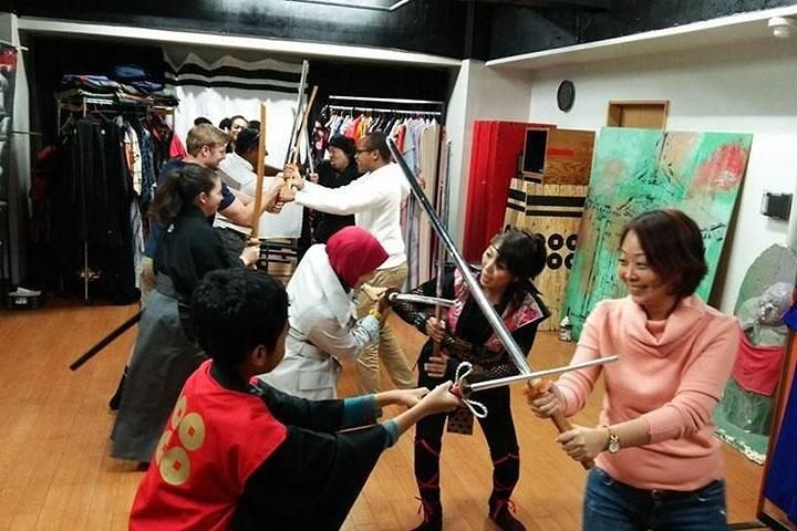 Learn The Katana 'Sword' Technique of Samurai and Ninja