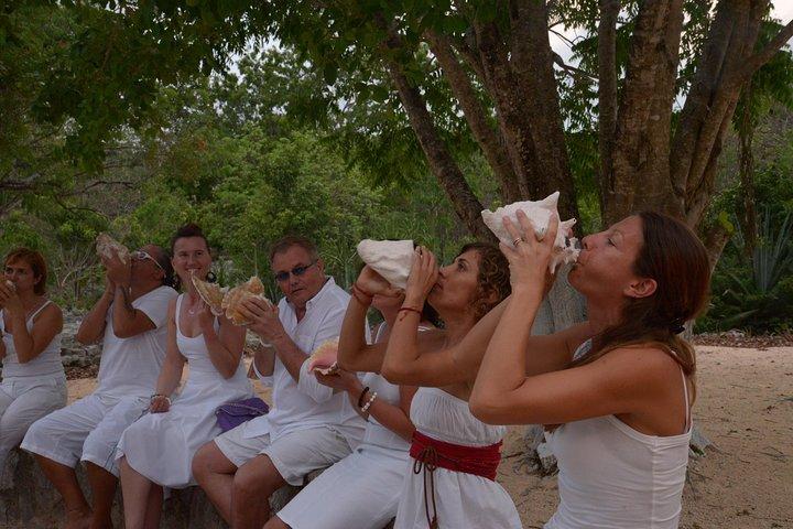 Maya Temazcal Night Ceremony from Cancun with Cenote Swim and Dinner