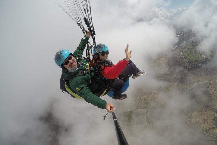 High Performance Paragliding Tandem Flight in Tenerife South