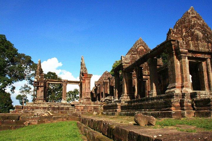 Preah Vihear and Koh Ker 1-Day Tour